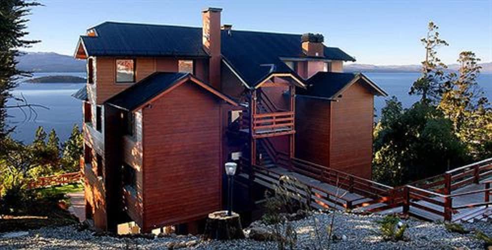 Catalonia Sur Aparts-Spa San Carlos de Bariloche Exterior photo