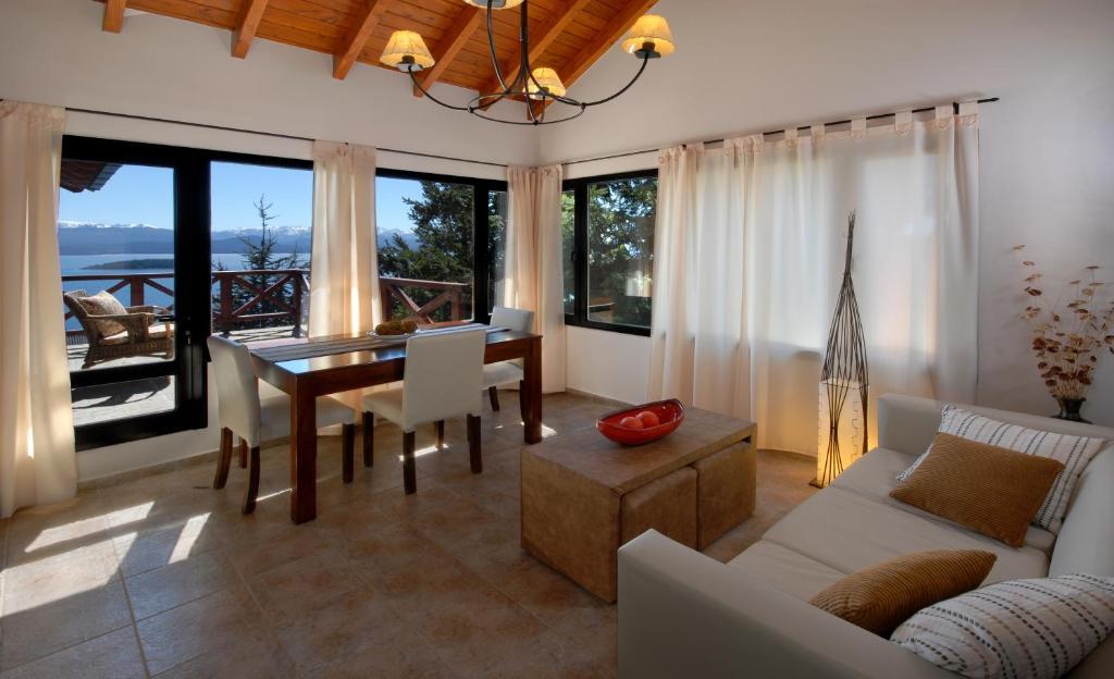 Catalonia Sur Aparts-Spa San Carlos de Bariloche Room photo