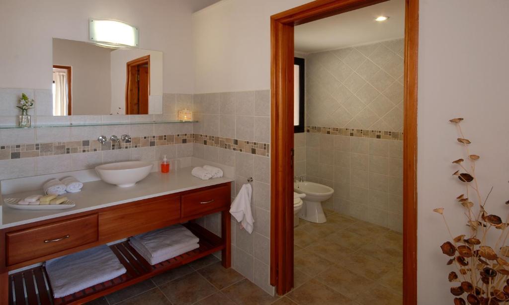 Catalonia Sur Aparts-Spa San Carlos de Bariloche Room photo